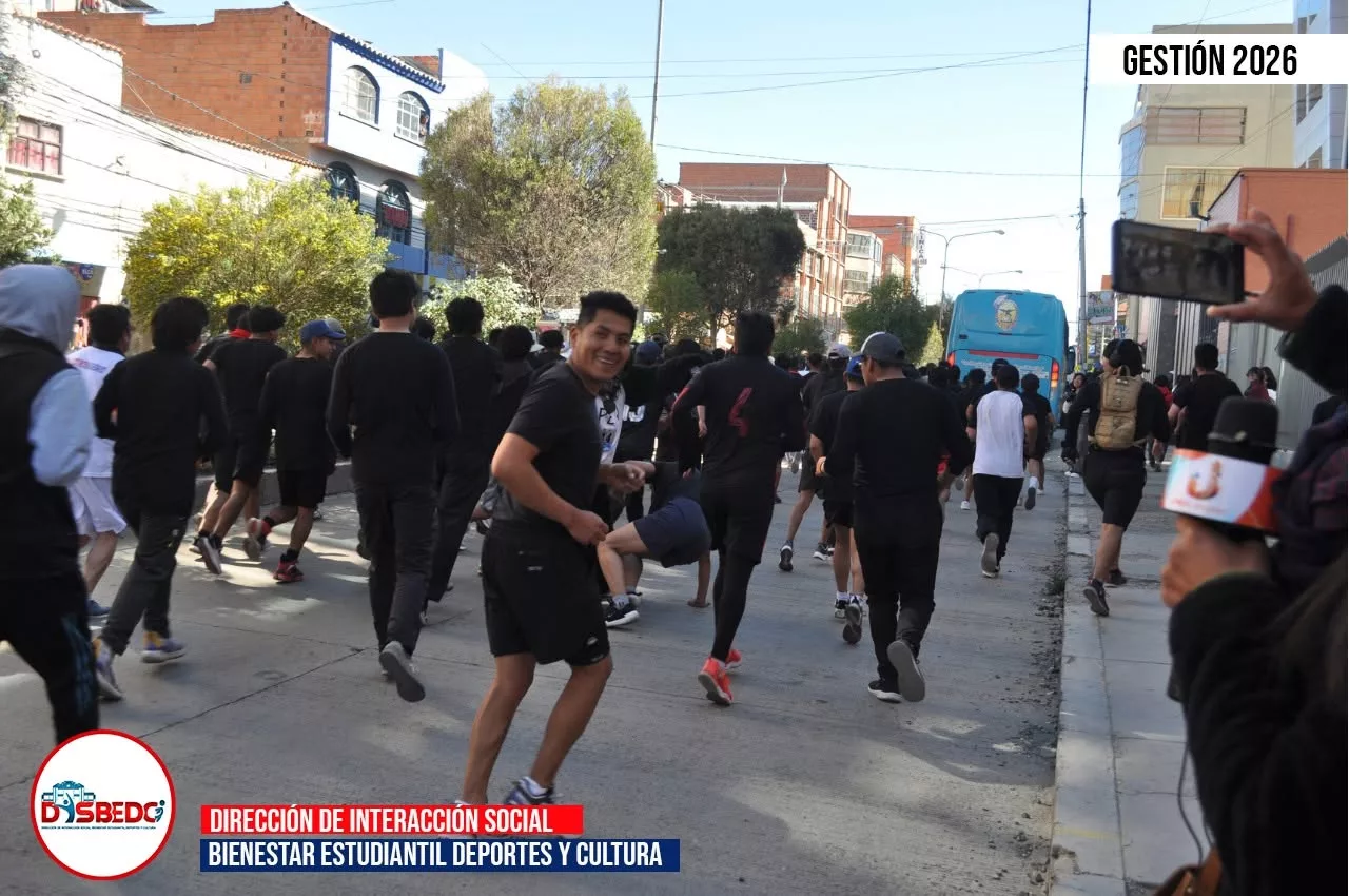 GRAN INICIO DE LA CARRERA PEDESTRE 5K