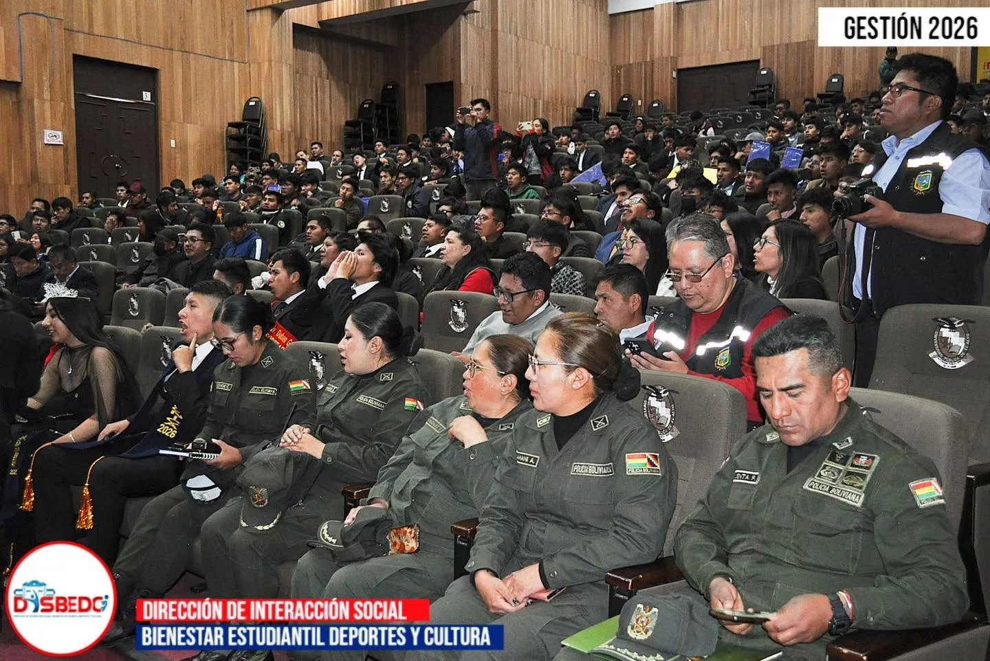 BALLET FOLCLÓRICO DE LA UPEA ENGALANÓ LA SESIÓN DE HONOR POR EL XV ANIVERSARIO DE INGENIERÍA AUTOTRÓNICA