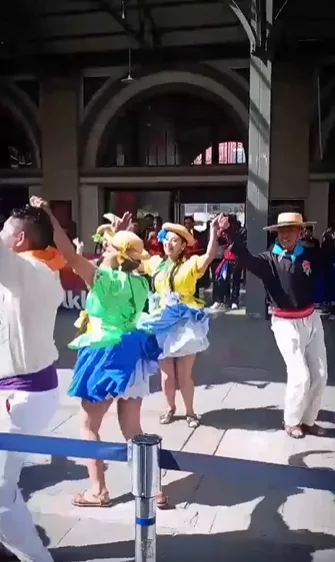 El Ballet Folclórico de la UPEA conmemoró el Día Internacional de la Danza